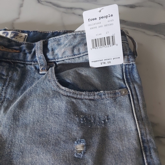 FREE People We The Free Baggy Tomboy Short Long Cut Off Denim Shorts size 27 NWT - Picture 6 of 9